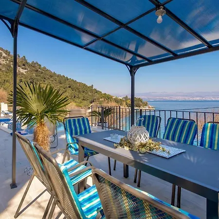 In With House Sea View Apartment