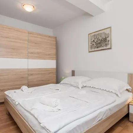 Apartment In With House Sea View